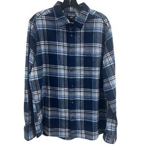 Eddie Bauer Men’s Size Large Blue Plaid Flannel Long Sleeves Button Up Shirt
